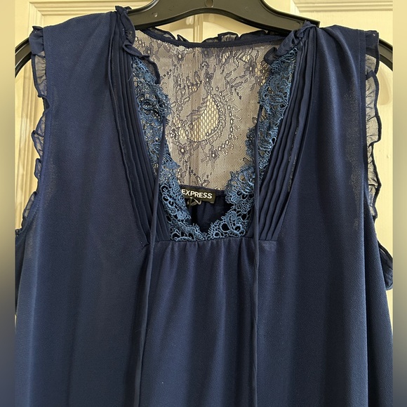 Express Navy Blue Top Size M - Picture 2 of 5